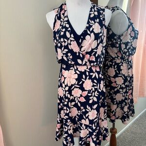 Eliza J Surplice Dress Navy Blue Pink Floral Sleeveless V-Neck Size 4